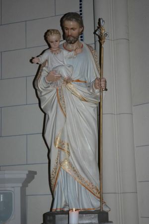 Imagem de São José venerada na capela